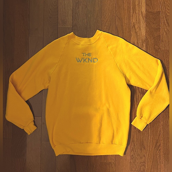 Vintage Wknd crewneck sweatshirt - Picture 1 of 4